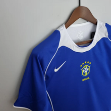 Load image into Gallery viewer, Retro Brazil Away Soccer Football Jersey 2004 Men Adult