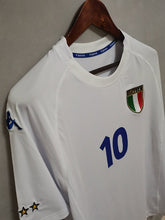 Load image into Gallery viewer, Retro Italy Away Soccer Jersey 2000 Men Adult MALDINI #3 DEL PIERO #10 TOTTI #20
