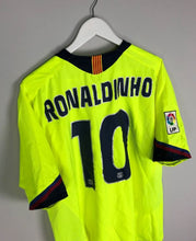 Load image into Gallery viewer, Retro Barcelona Away Soccer Football Jersey 2005/2006 Men Adult RONALDINHO #10