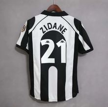 Load image into Gallery viewer, Retro Juventus Home Soccer Football Jersey 1997/1998 Men Adult ZIDANE #21