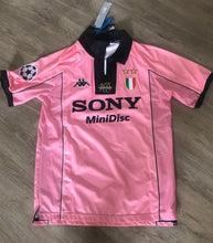 Load image into Gallery viewer, Retro Juventus Away Soccer Jersey 1997/1998 Men Adult DEL PIERO #10 ZIDANE #21