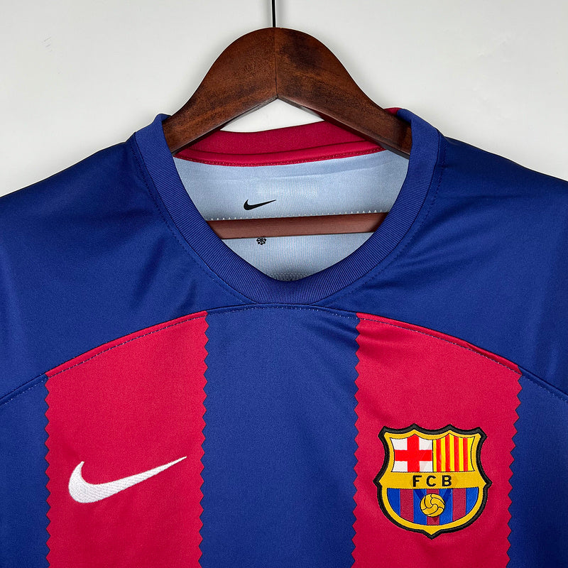Nike FC Barcelona Soccer Jersey - PEDRO #17 - Long Sleeve - Large - Black