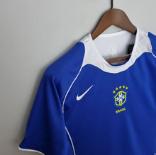 Load image into Gallery viewer, Retro Brazil Away Soccer Football Jersey 2004 Men Adult
