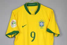 Load image into Gallery viewer, Retro Brazil Home Soccer Football Jersey World Cup 2006 Men Adult RONALD0 #9
