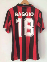 Load image into Gallery viewer, Retro AC Milan Home Soccer Football Jersey 1996/1997 Men Adult BAGGIO #18
