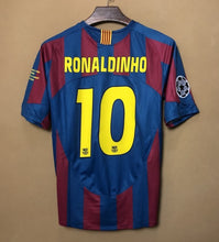 Load image into Gallery viewer, Retro Barcelona Home Champions League Soccer Jersey 2005/2006 Men Adult RONALDINHO #10
