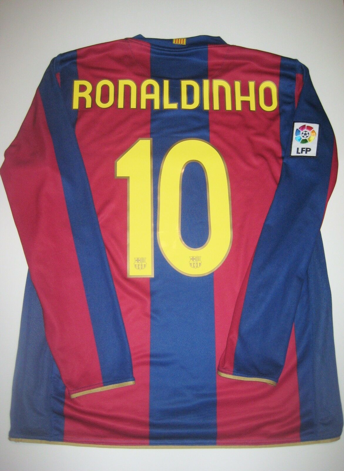 finekeys Retro Barcelona Home Long Sleeve Soccer Jersey 2007/2008 Men Adult Ronaldinho #10 XL / Ronaldinho #10