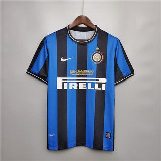 Inter f.c.. 2010-2011. last time (before today) in the champions  quarter-finals. : r/classicsoccer